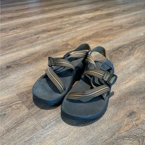 Chacos Sandals Size 10 Brown